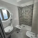 Skycity 2 בית הארחה 4*