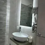 Skycity 2 4* נאפולי