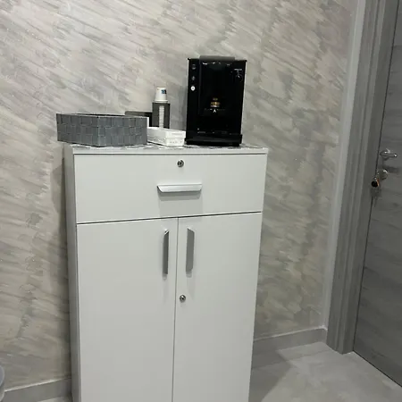 Casa de hóspedes Skycity 2 Nápoles